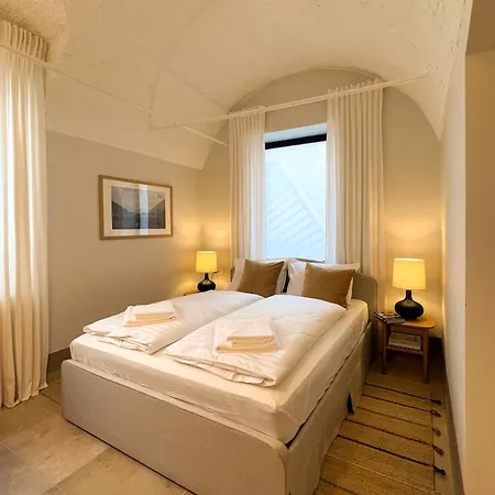 1852 Апартаменты Любляна