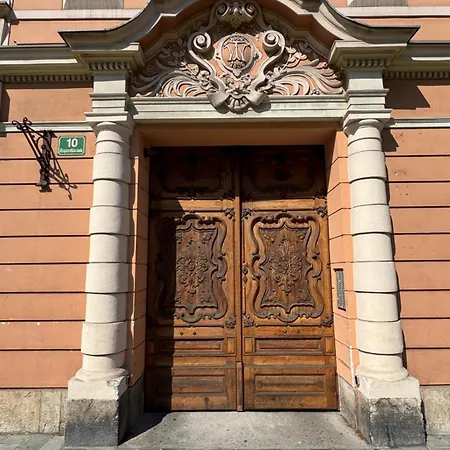 1852 Апартаменты
